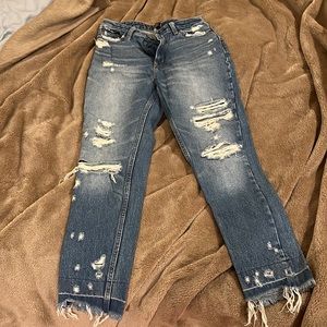 Ripped high rise girlfriend Jean